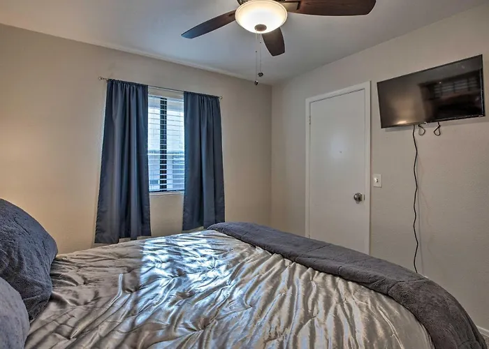 Holiday home 3 Mi To Westgate: Desert W/ Hot Tub In *