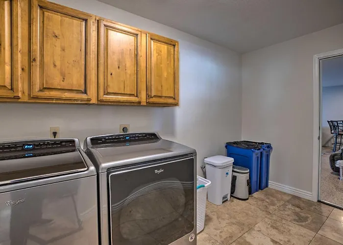 3 Mi To Westgate: Desert W/ Hot Tub In Holiday home *